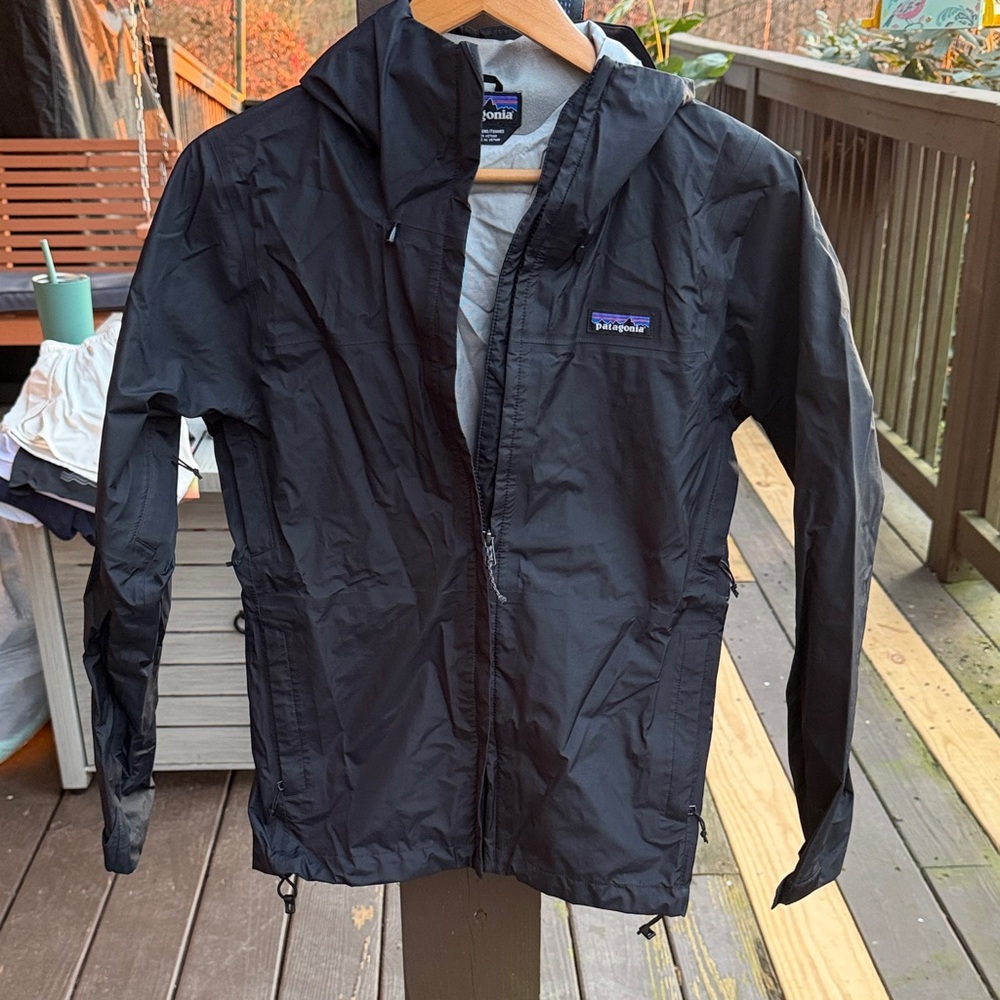 Patagonia Women's Black Raincoat